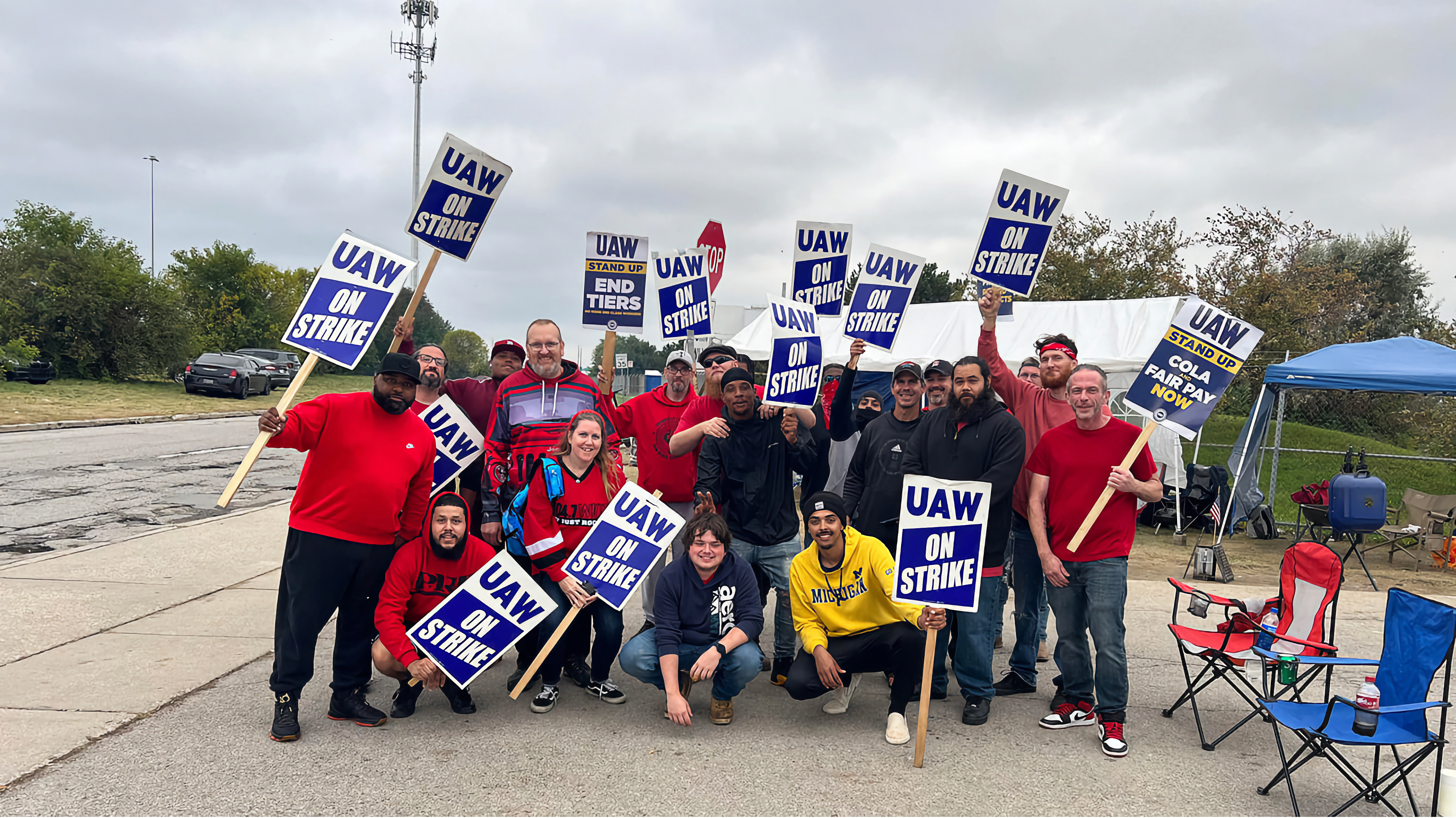 “The workers are the liberators,” declares UAW President, sending 7,000 more out on strike